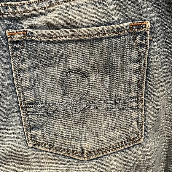 Lucky Brand Sofia Straight Leg Jeans - Picture 7 of 15